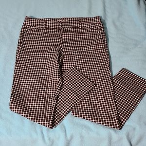 Black/white checked Old Navy ankle pants